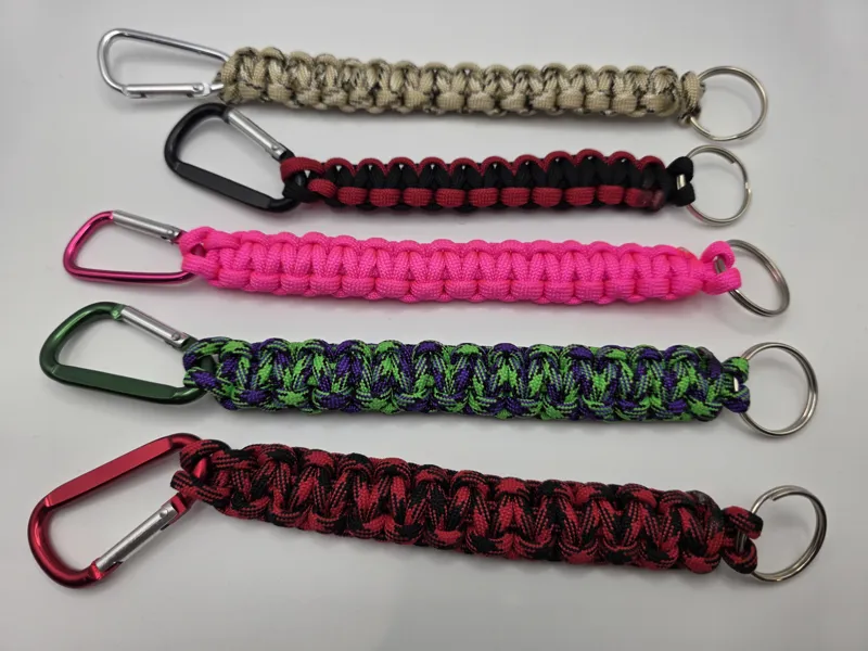 Paracord Keychain w Clip-2