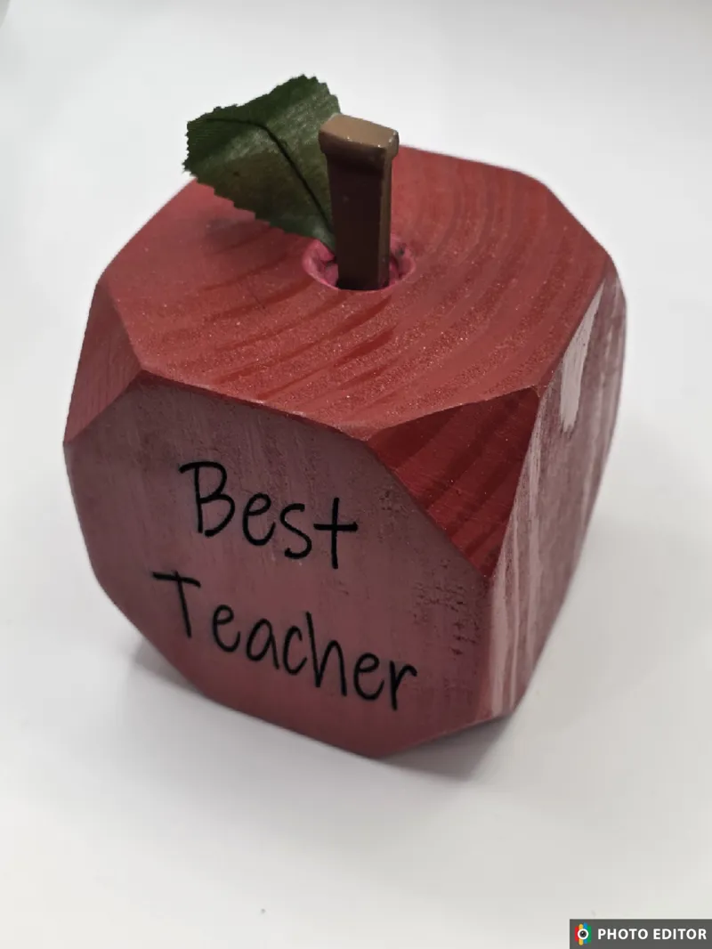 Teacher Apple Engraved-5