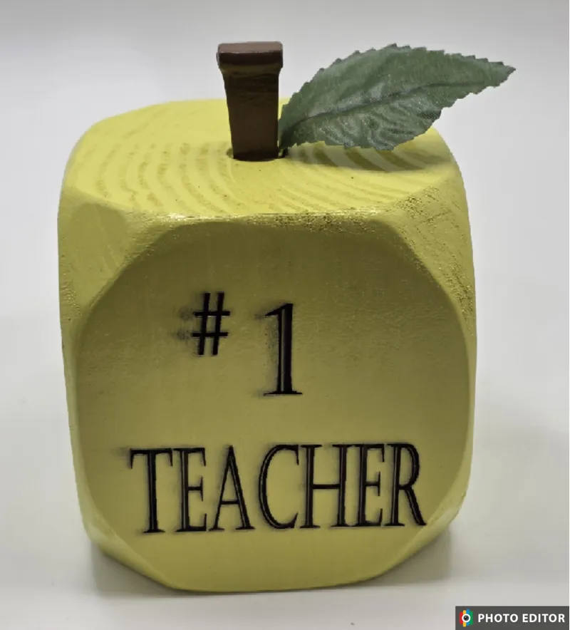Teacher Apple Engraved-8