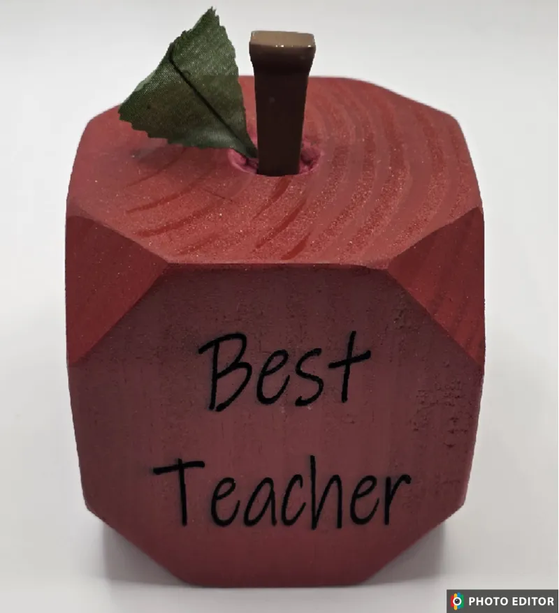 Teacher Apple Engraved-10