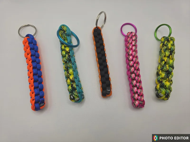 Paracord Box Keychain
