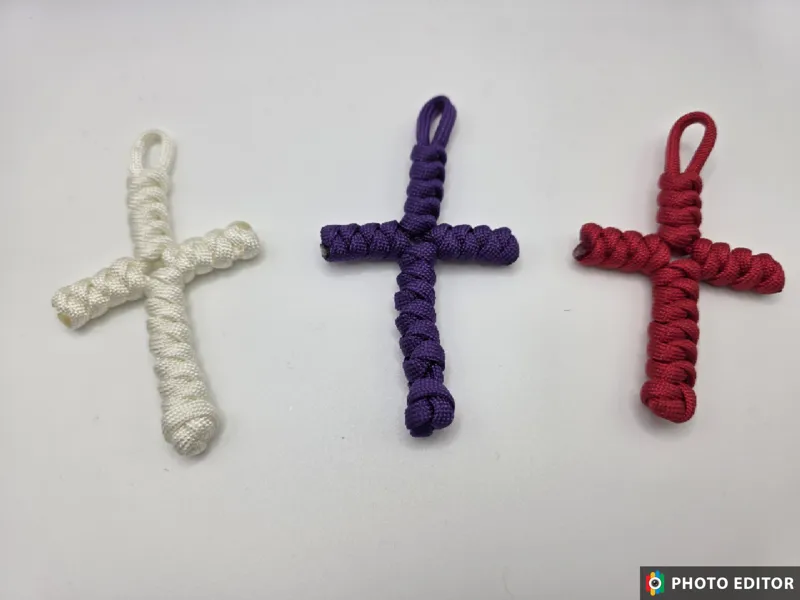 Paracord Cross-1