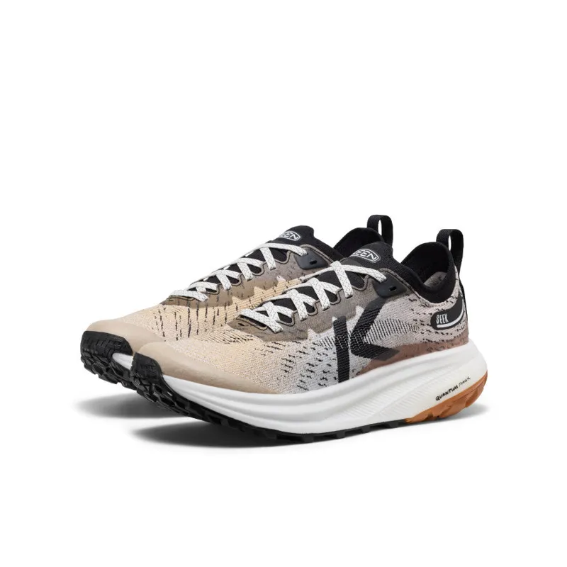 Keen Seek Women's Trail Running Shoe in SAFARI/BLACK-1