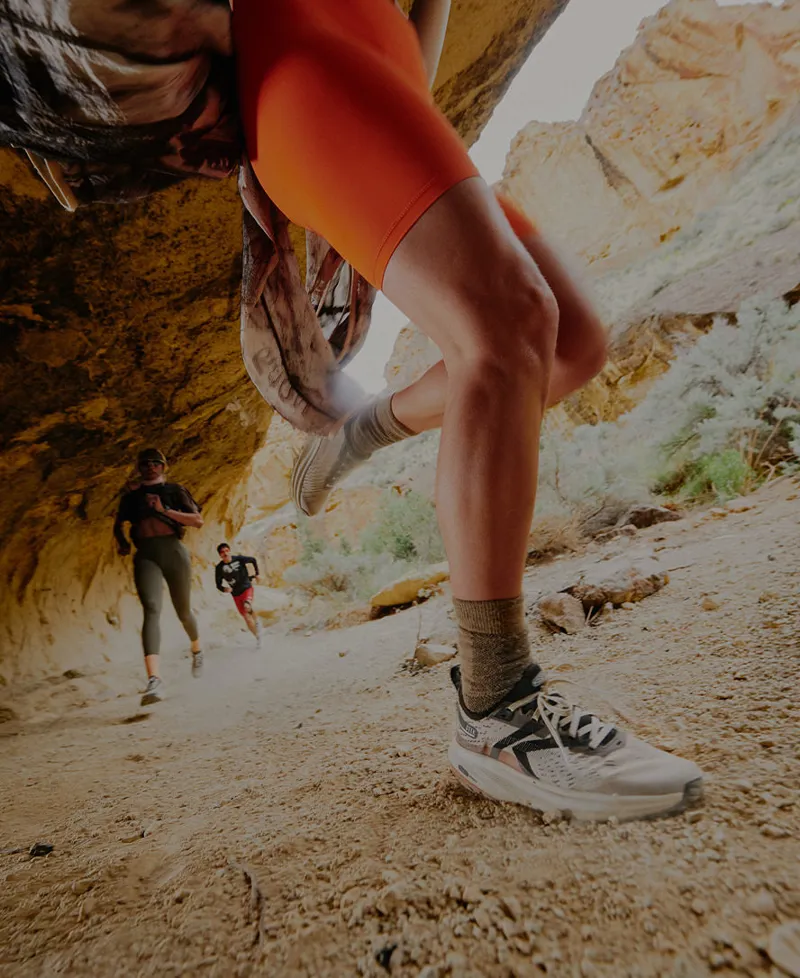 Keen Seek Women's Trail Running Shoe in SAFARI/BLACK-7