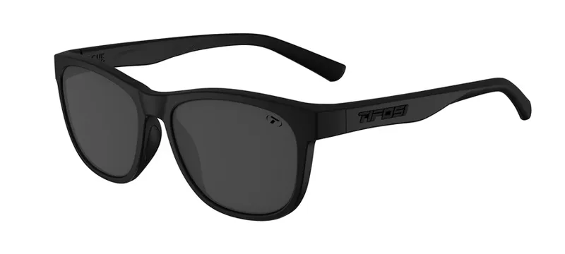 Tifosi Swank Blackout Sunglasses in Smoke